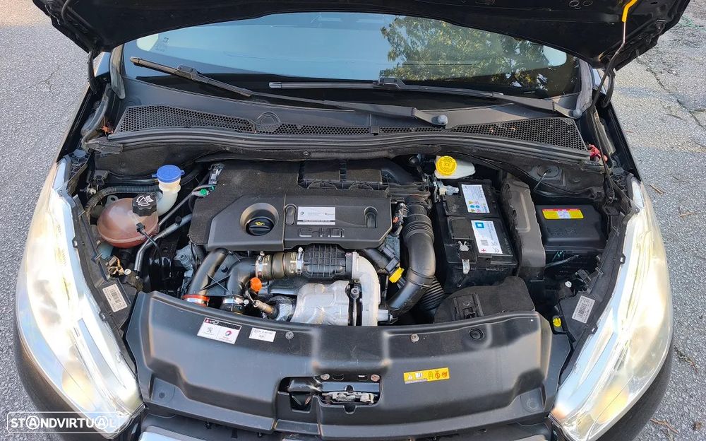 Peugeot 208 1.6 BlueHDi Allure - 15