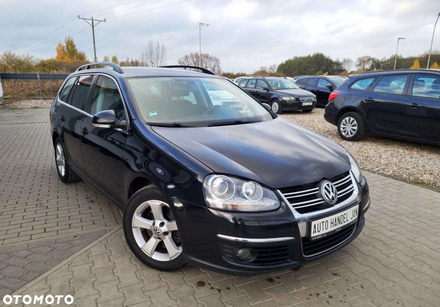 Volkswagen Golf - 2