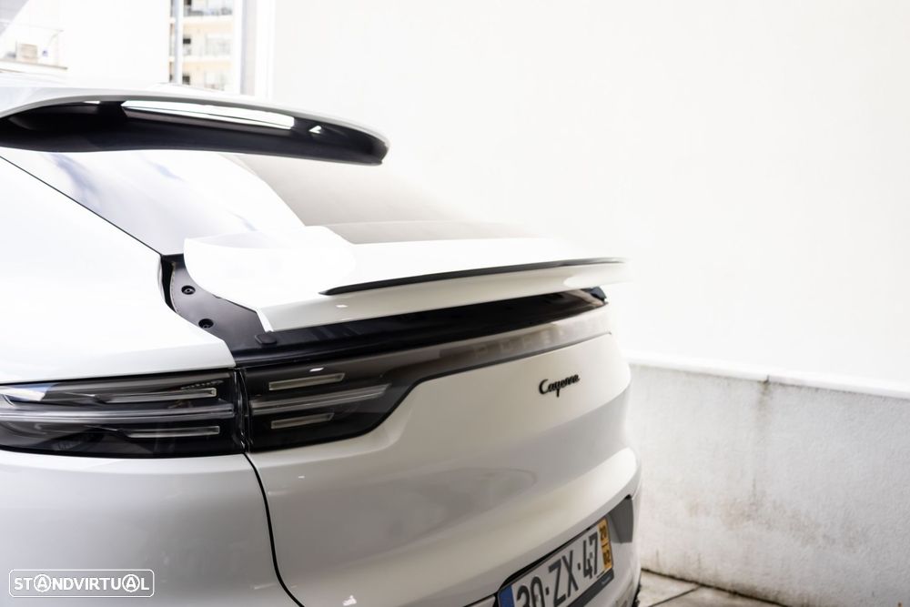Porsche Cayenne Coupé E-Hybrid - 12