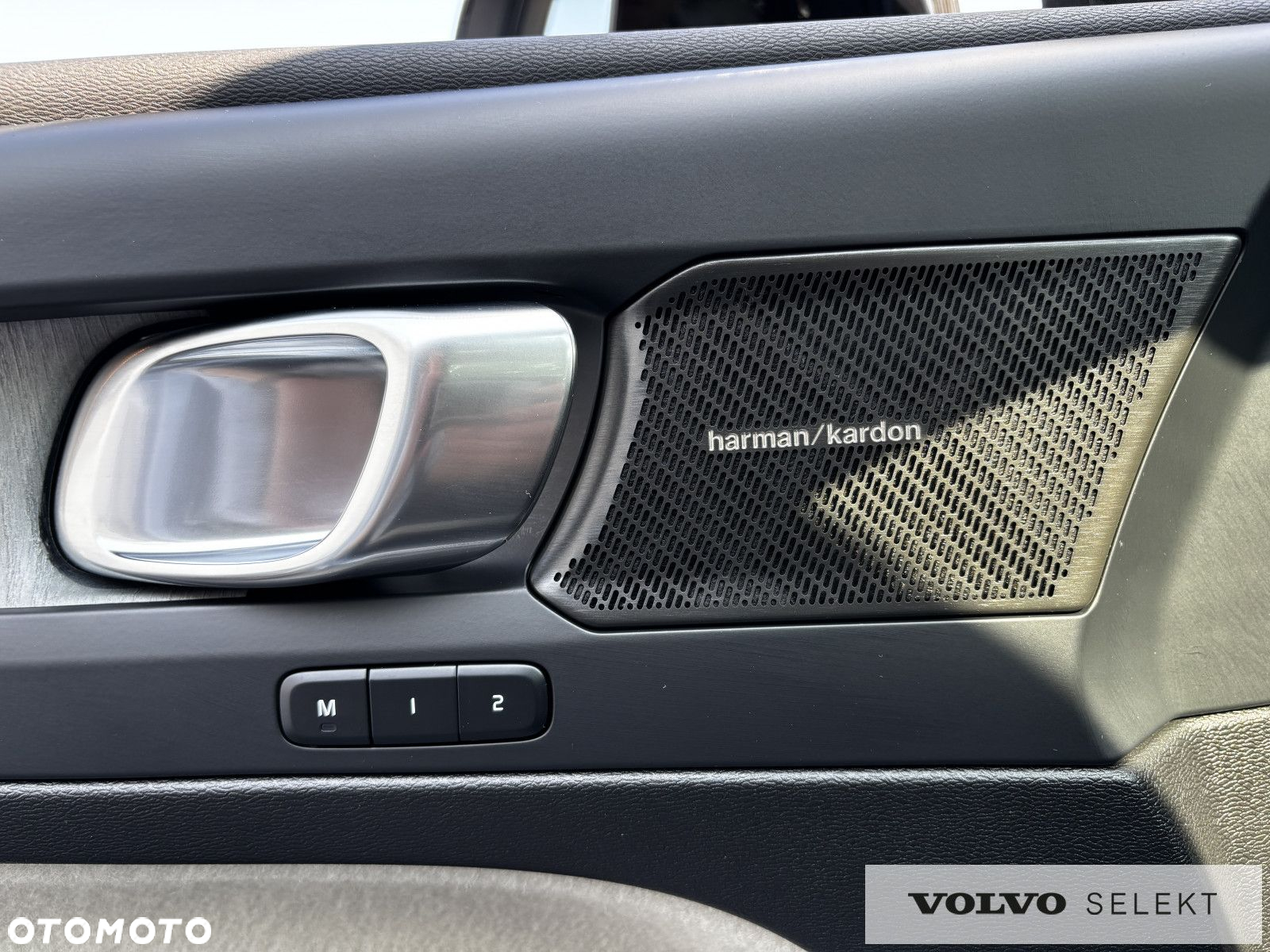 Volvo XC 40 - 11