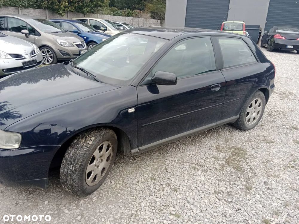Audi A3 1.8 Attraction - 2