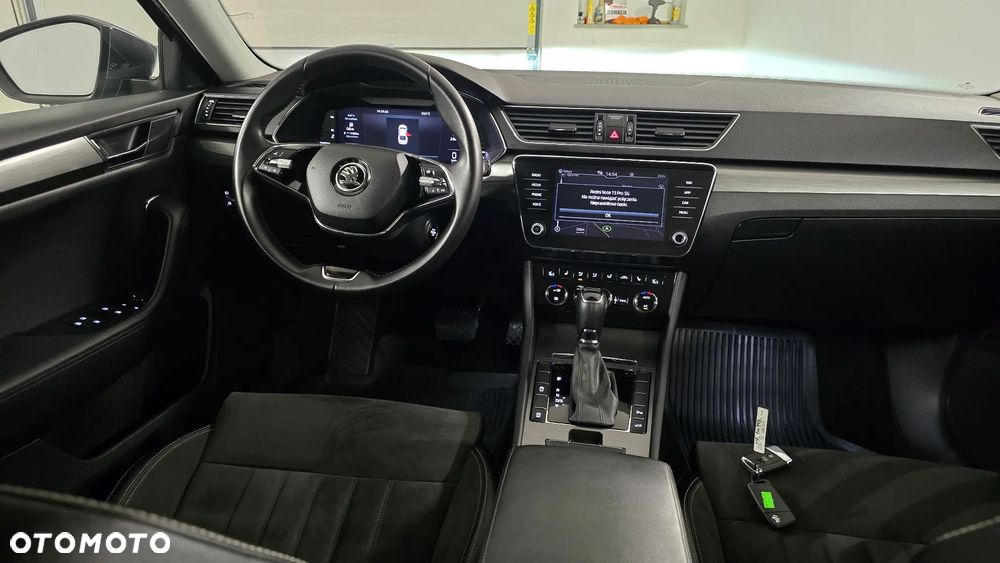 Skoda Superb 2.0 TDI SCR Sportline DSG - 7