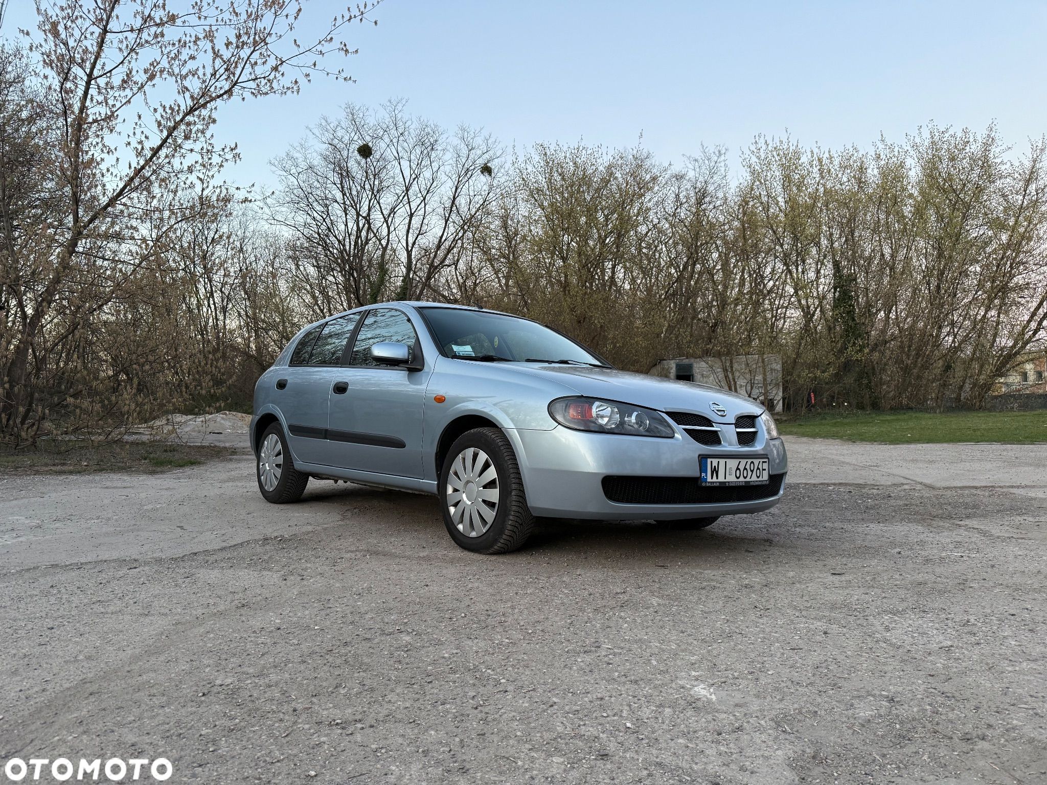 Nissan Almera - 7