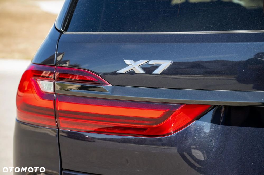 BMW X7 xDrive40i - 14