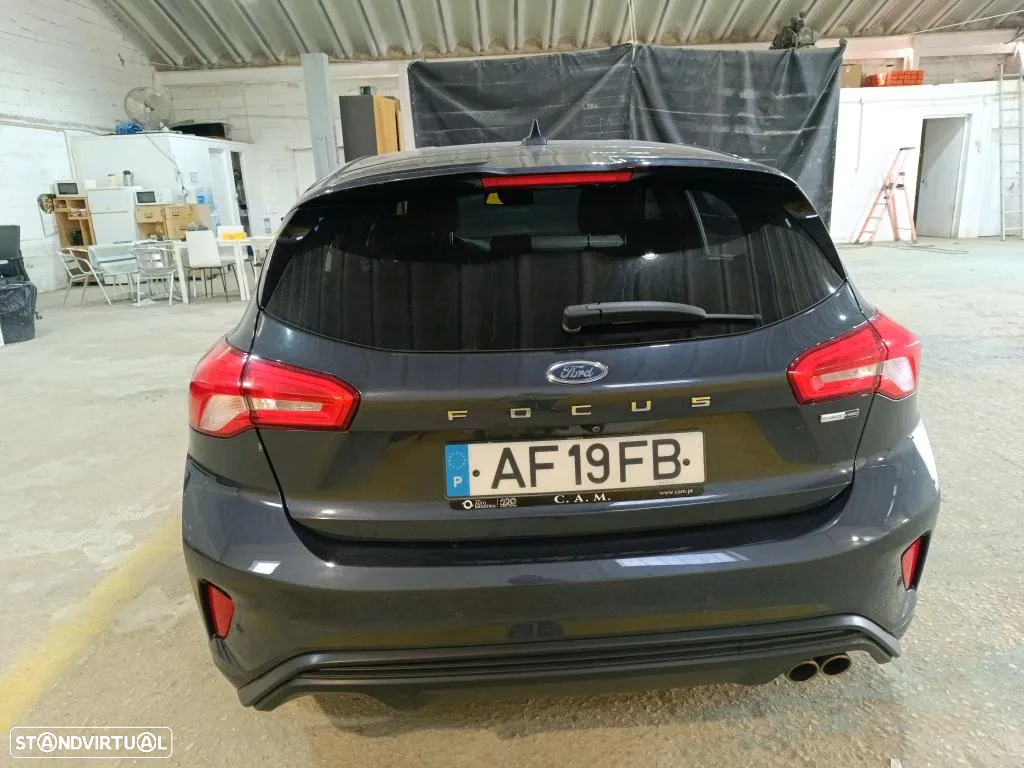 Ford Focus 1.0 EcoBoost MHEV ST-Line X - 6