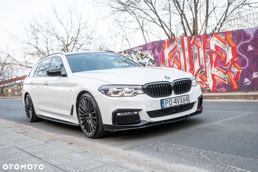 BMW Seria 5 520d M Sport - 9