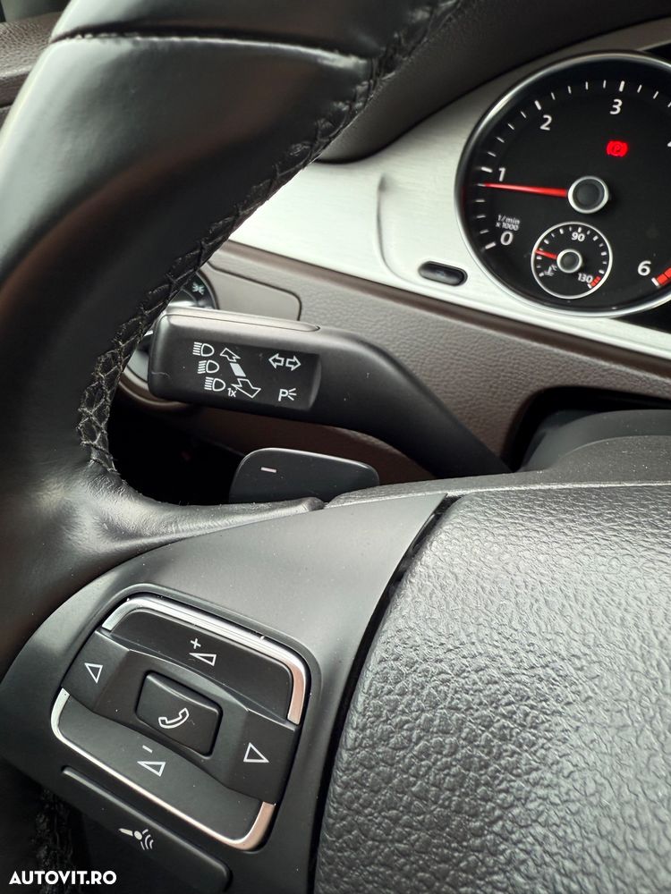 Volkswagen Passat 2.0 TDI 4Motion DSG BlueMotion Tech Exclusive - 15