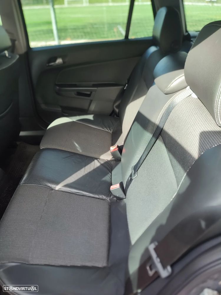 Opel Astra Caravan 1.7 CDTi Cosmo - 8