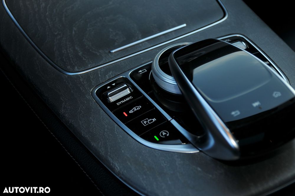 Mercedes-Benz CLS 450 4MATIC 9G-TRONIC AMG Line - 19