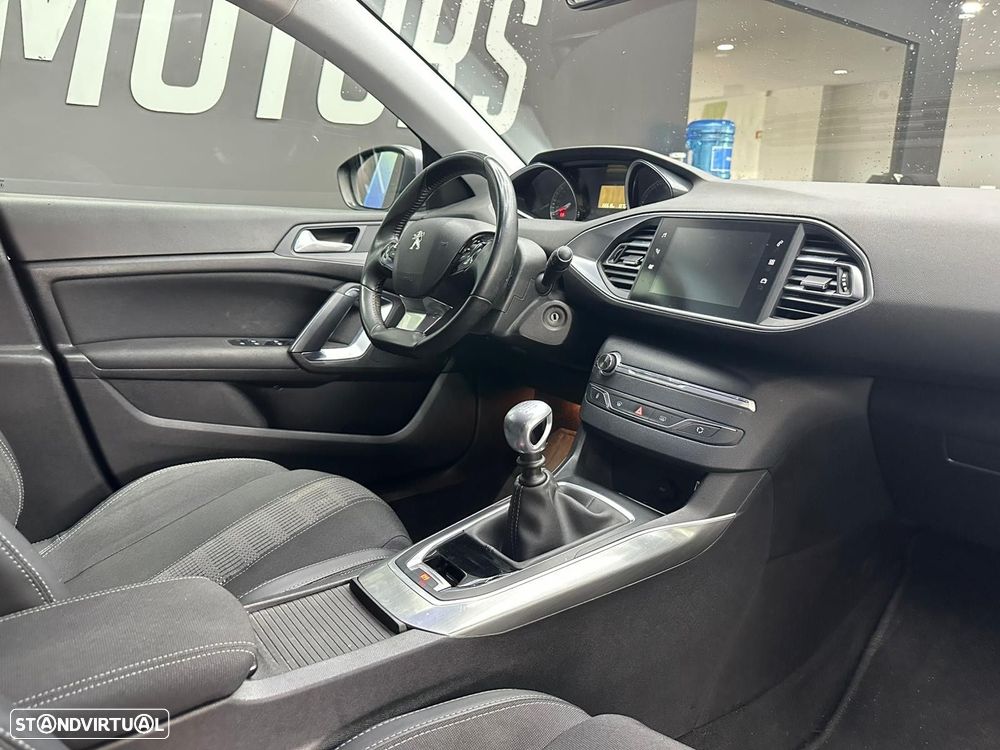 Peugeot 308 SW 1.5 BlueHDi Allure Pack - 22