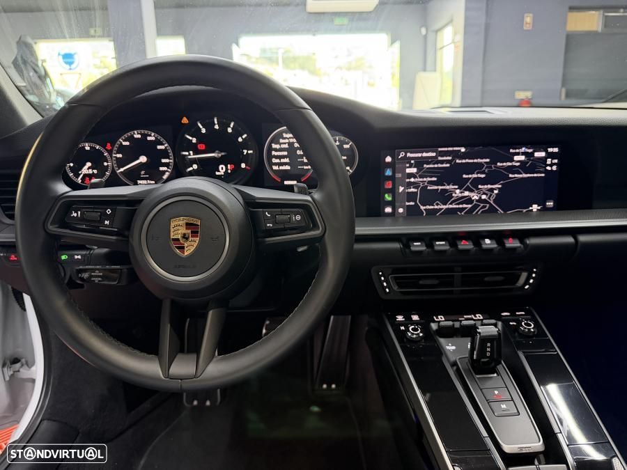 Porsche 911 (992) Carrera PDK - 22