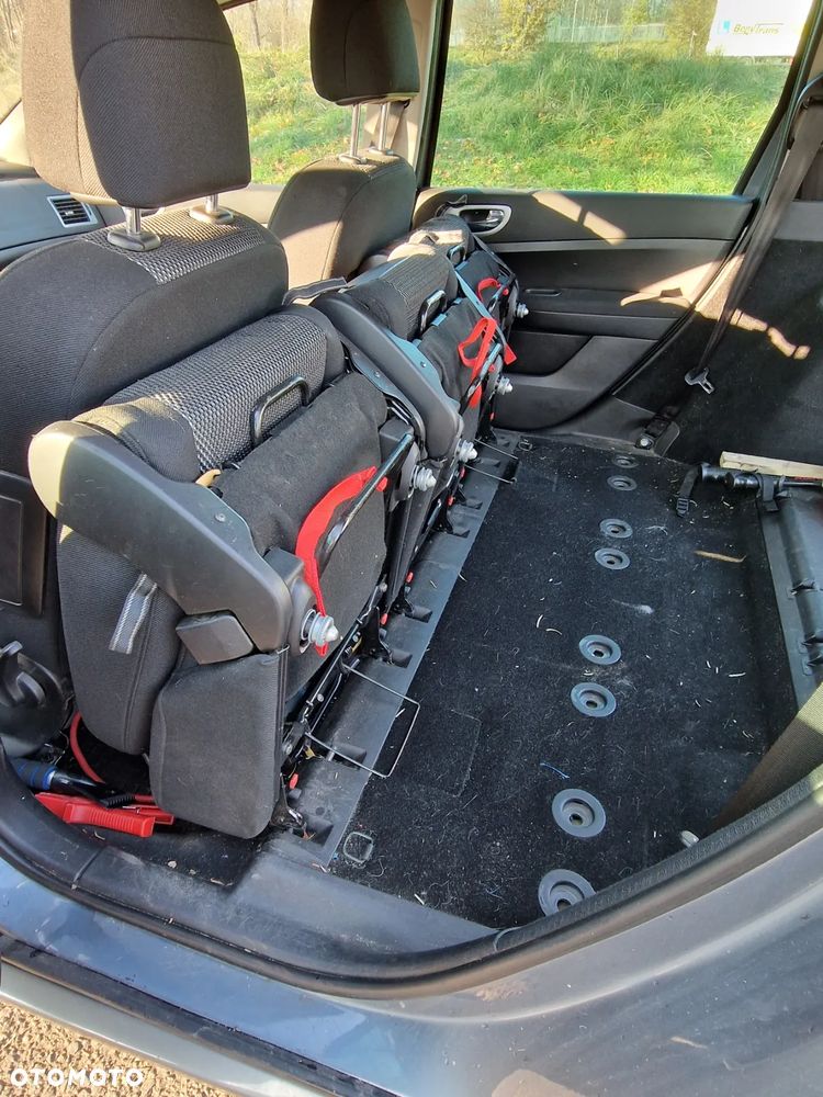 Peugeot 307 HDi SW 135 OXYGO - 23