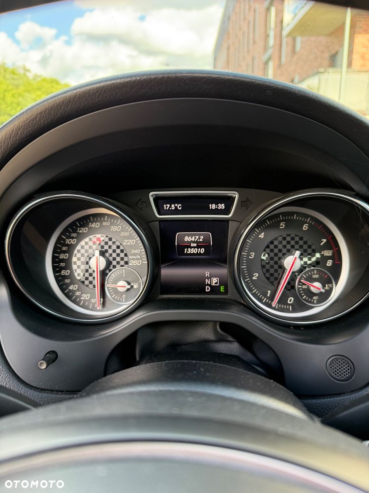 Mercedes-Benz CLA 250 7G-DCT - 8