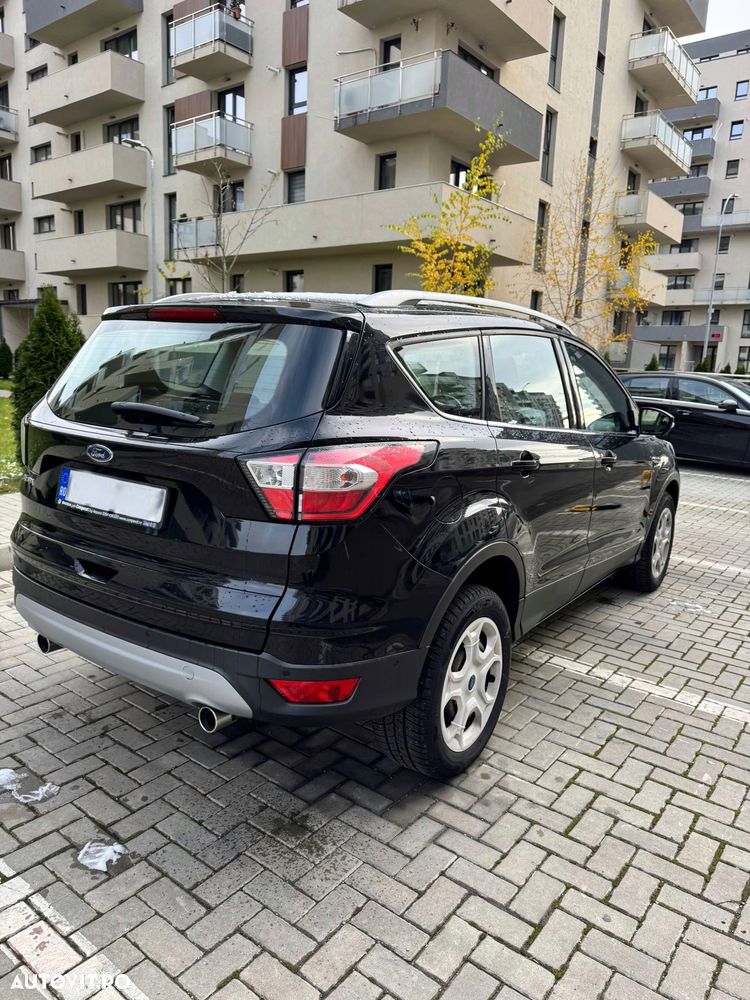 Ford Kuga 2.0 TDCi 4WD Powershift Titanium - 11