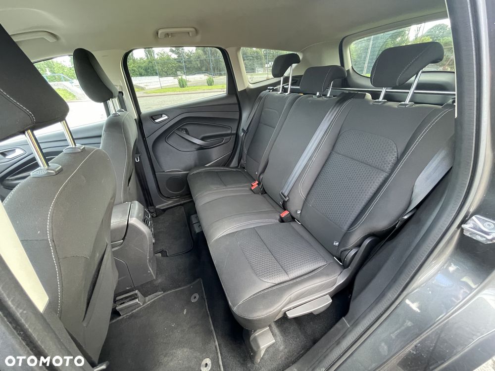 Ford Kuga 2.0 TDCi FWD Titanium - 17