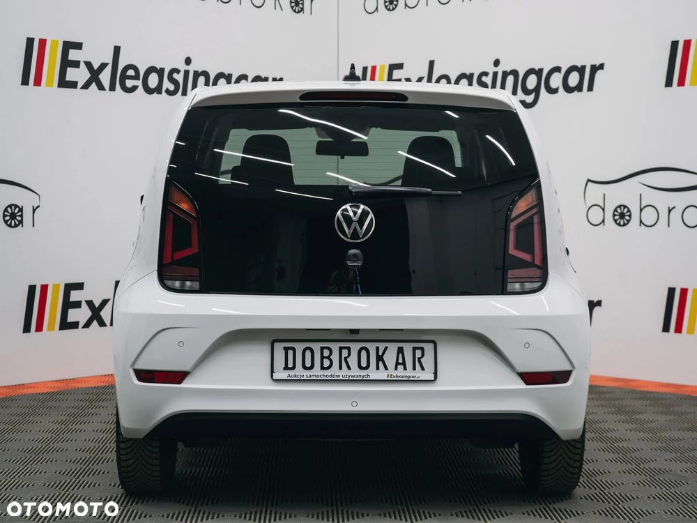 Volkswagen up! e-up - 11