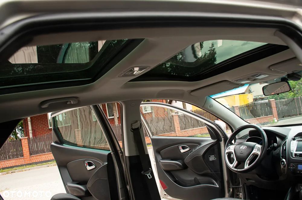 Hyundai ix35 2.0 CRDi 4WD Automatik Premium - 26