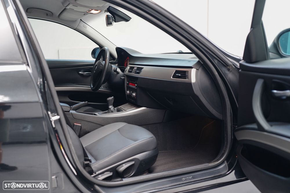 BMW 320 d - 6