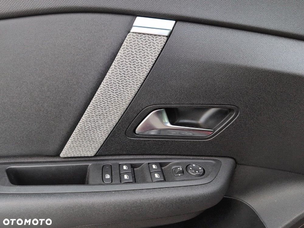 Citroën C4X e-C4 X EV136 50kWh Max - 12