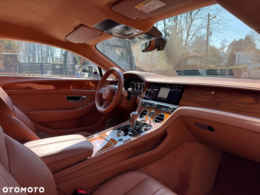 Bentley Continental GT - 15