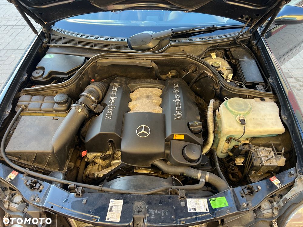 Mercedes-Benz CLK - 8