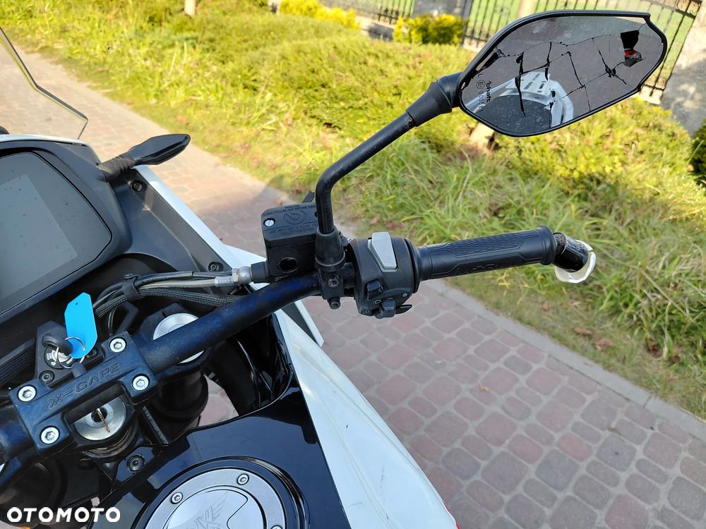 Moto Morini X-Cape 700 - 25