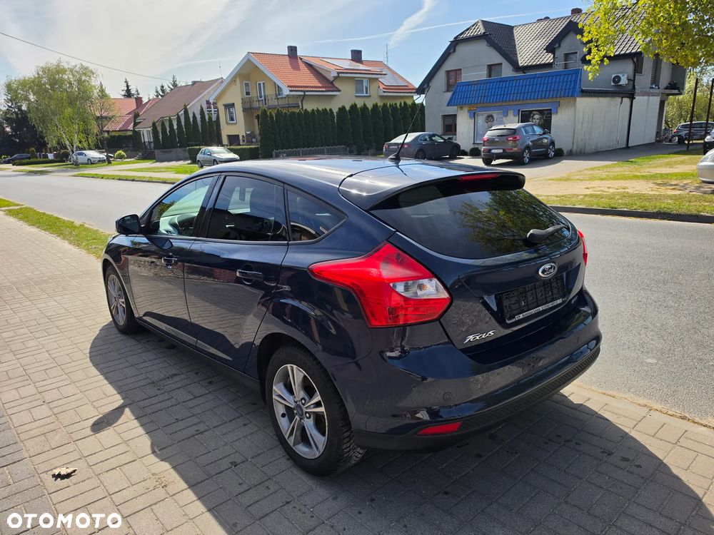 Ford Focus 1.0 EcoBoost STart-Stopp-System TITANIUM - 3