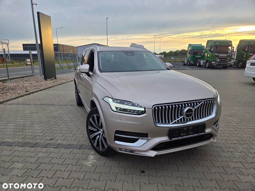 Volvo XC 90 B5 D AWD Plus Bright - 6