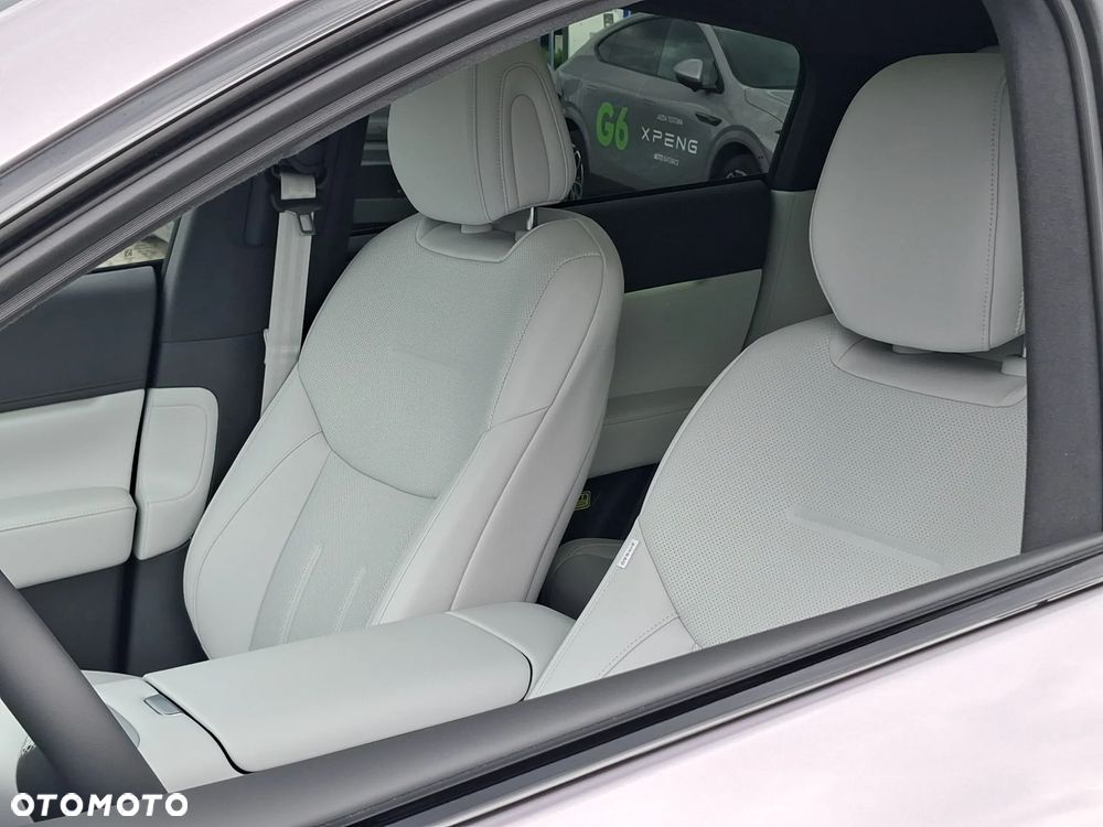 XPeng G6 80.8 kWh AWD Performance PRO - 28