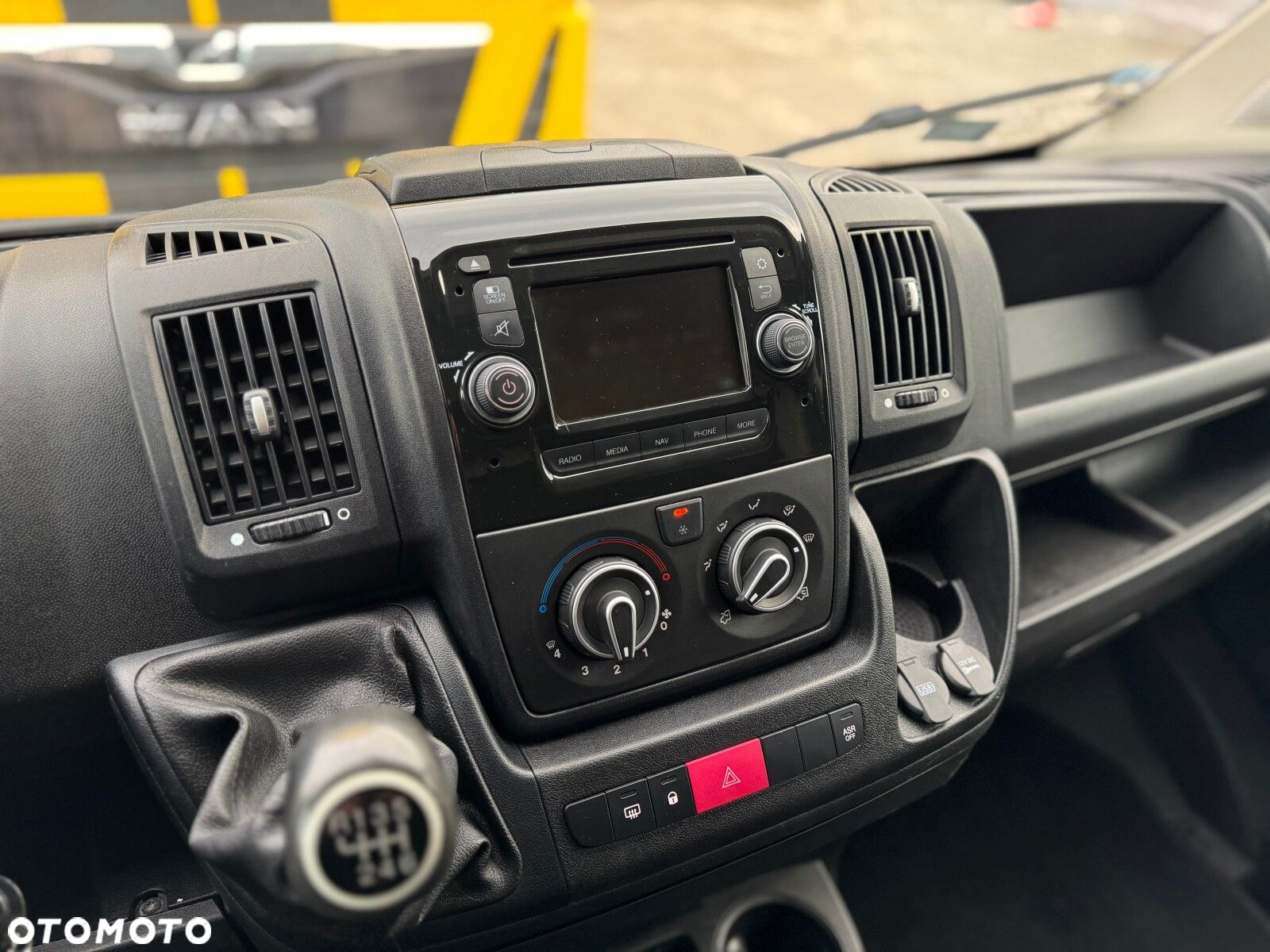 Peugeot boxer 2.0HDI - 14