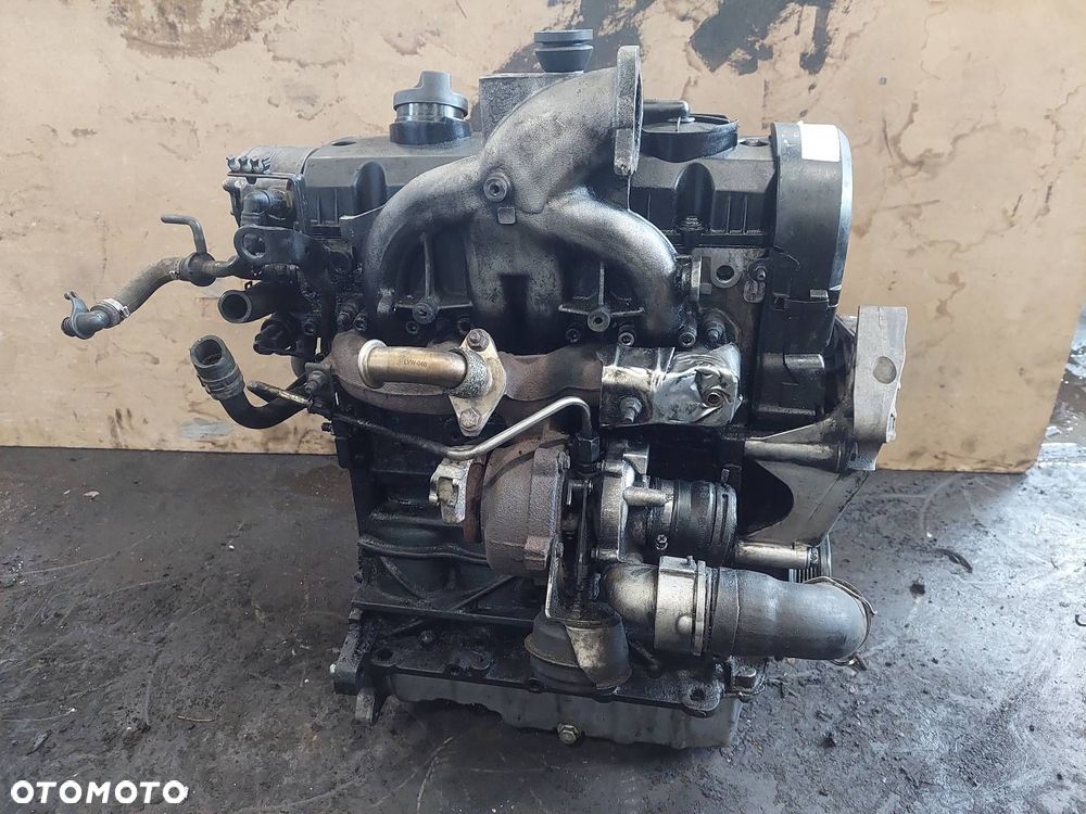 SILNIK DIESEL POMPOWTRYSKIWACZE TURBO SEAT LEON II 1.9 TDI BXE 038130073AG - 1