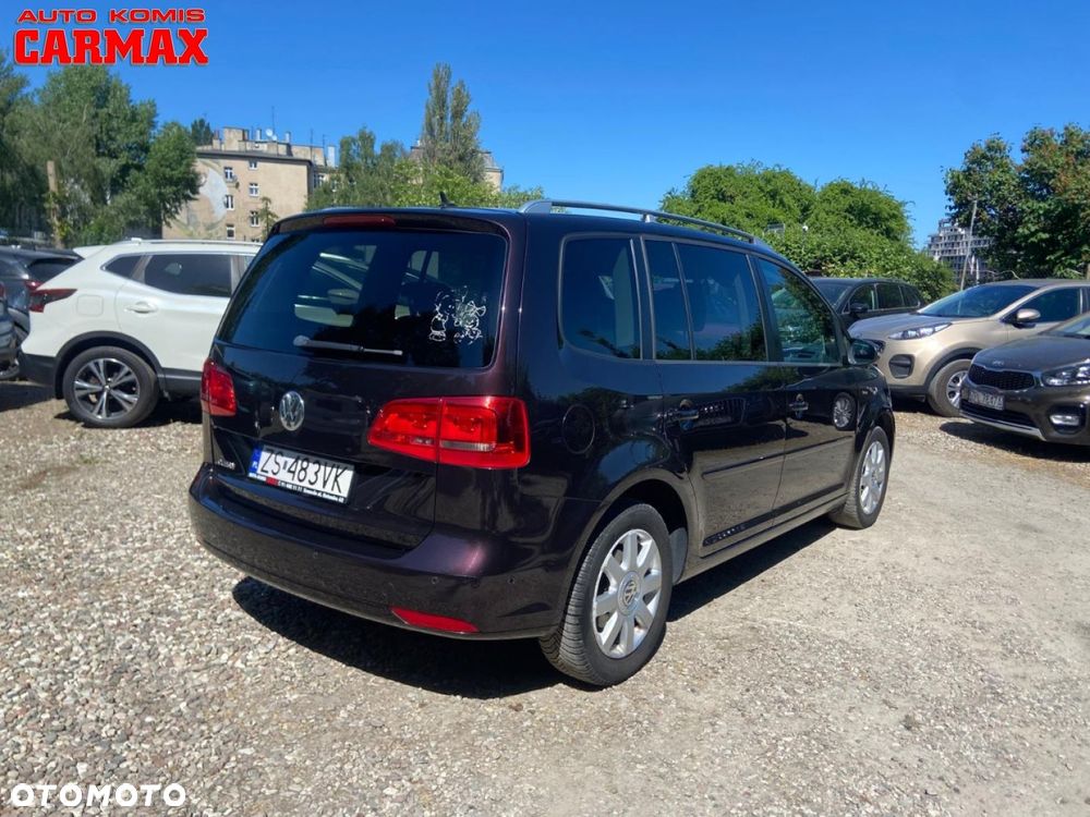 Volkswagen Touran - 9