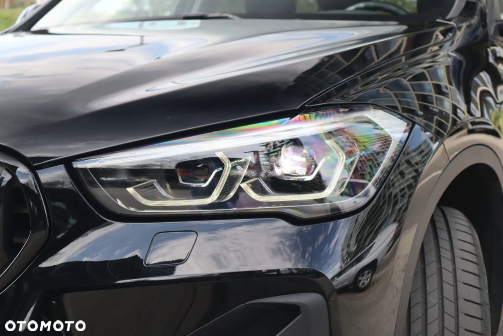 BMW X1 xDrive20i Advantage sport - 17