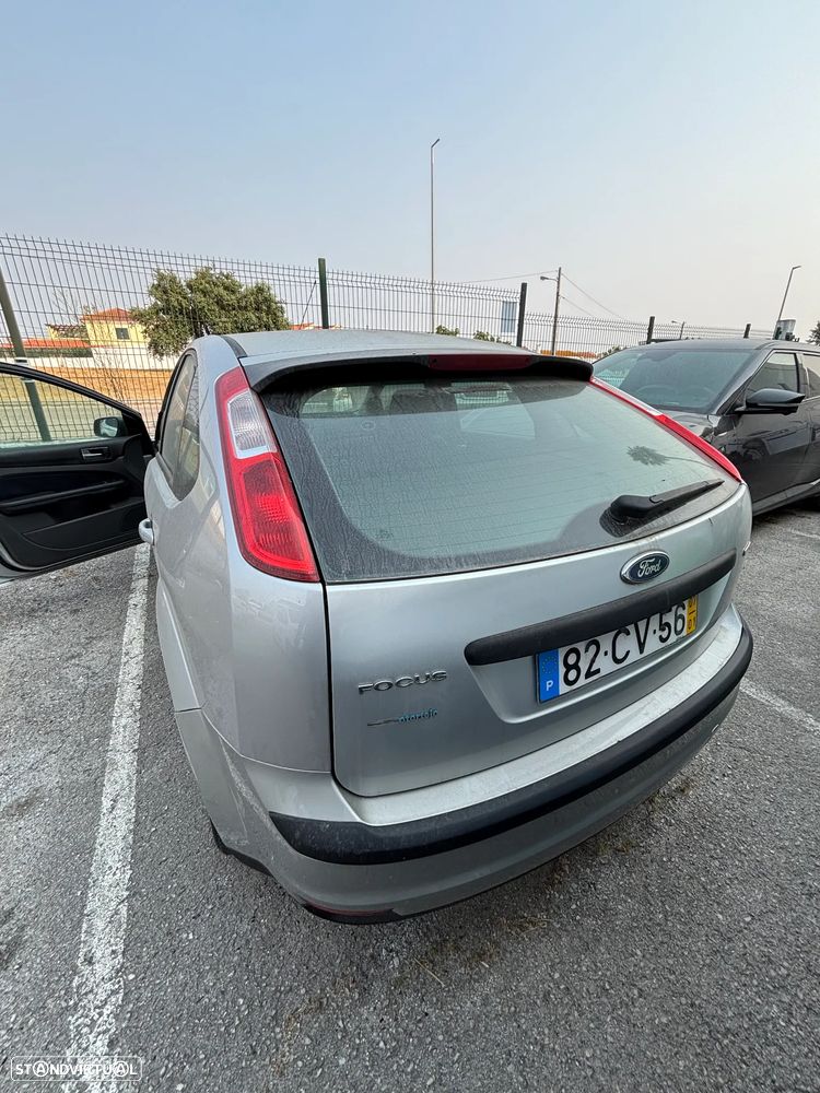 Ford Focus - 8