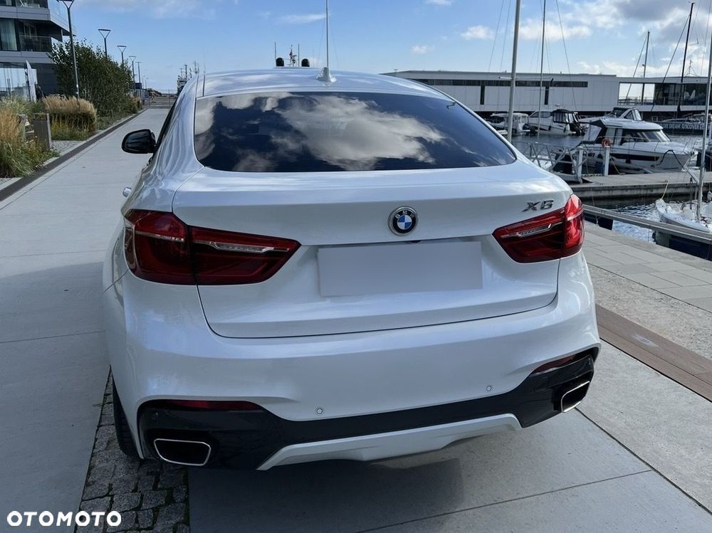 BMW X6 xDrive40d - 8