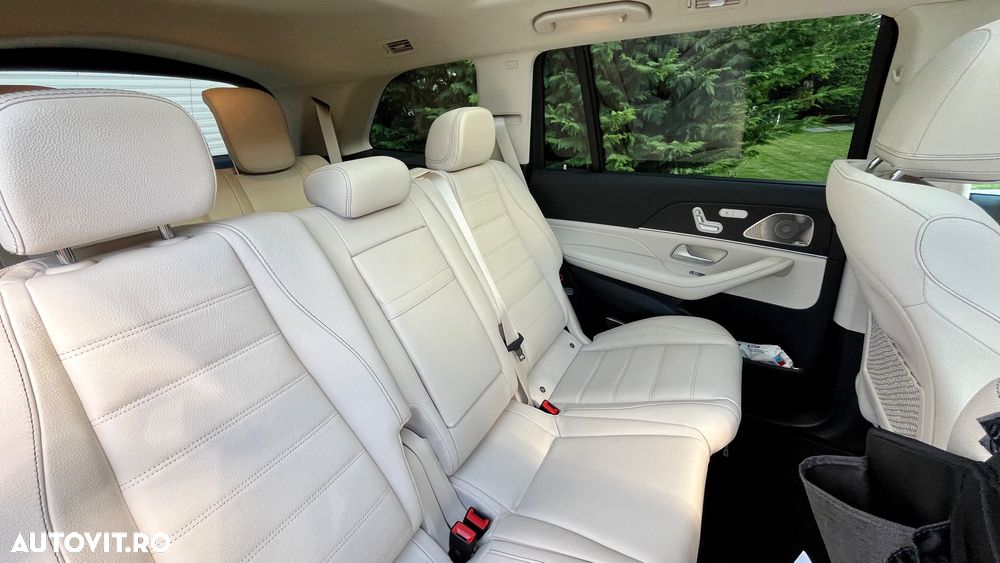 Mercedes-Benz GLS - 22