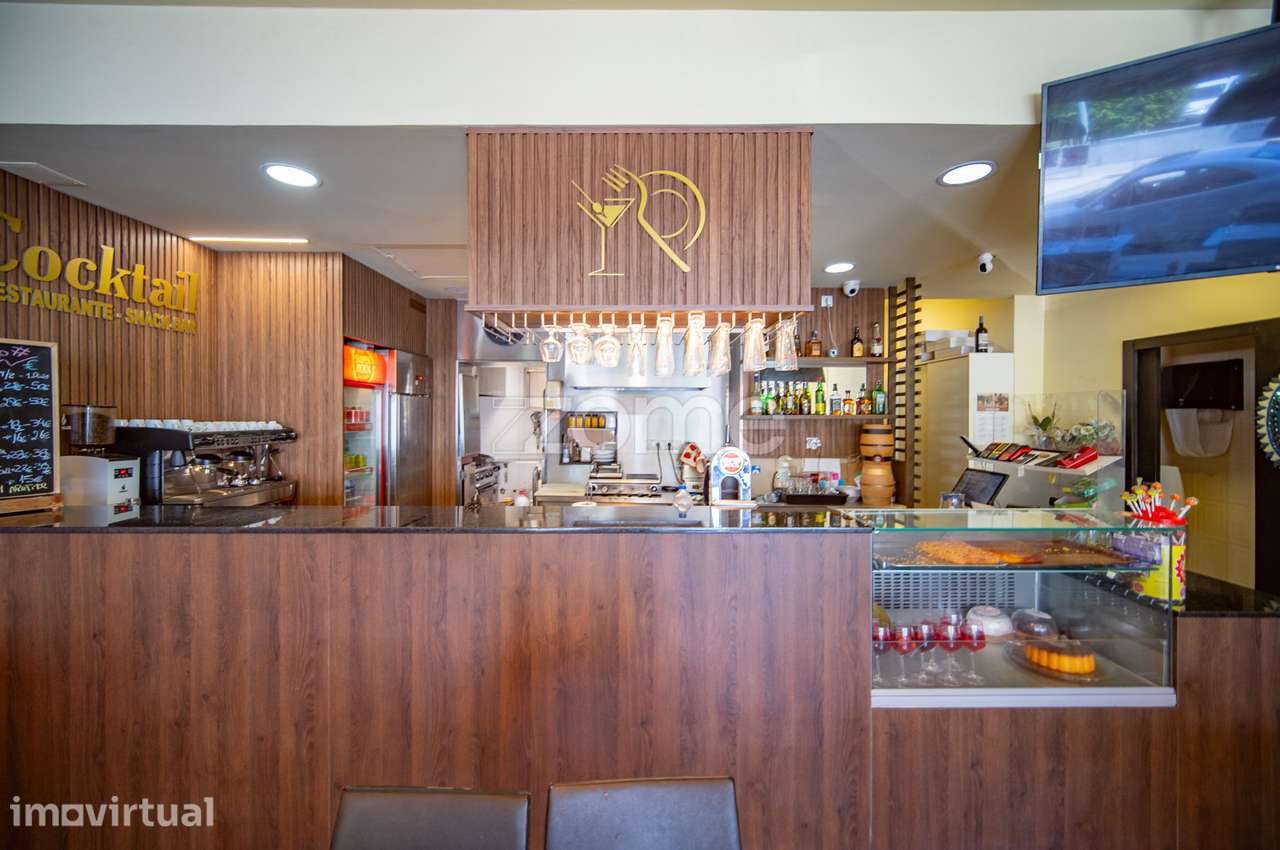 Restaurante Cocktail | Venda ou Trespasse no Centro de Gondomar - Grande imagem: 3/19