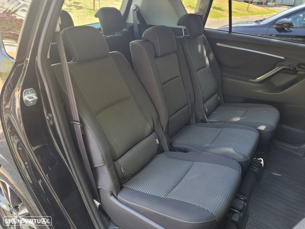 Toyota Verso 2.0 D-4D Exclusive+NAVI - 39