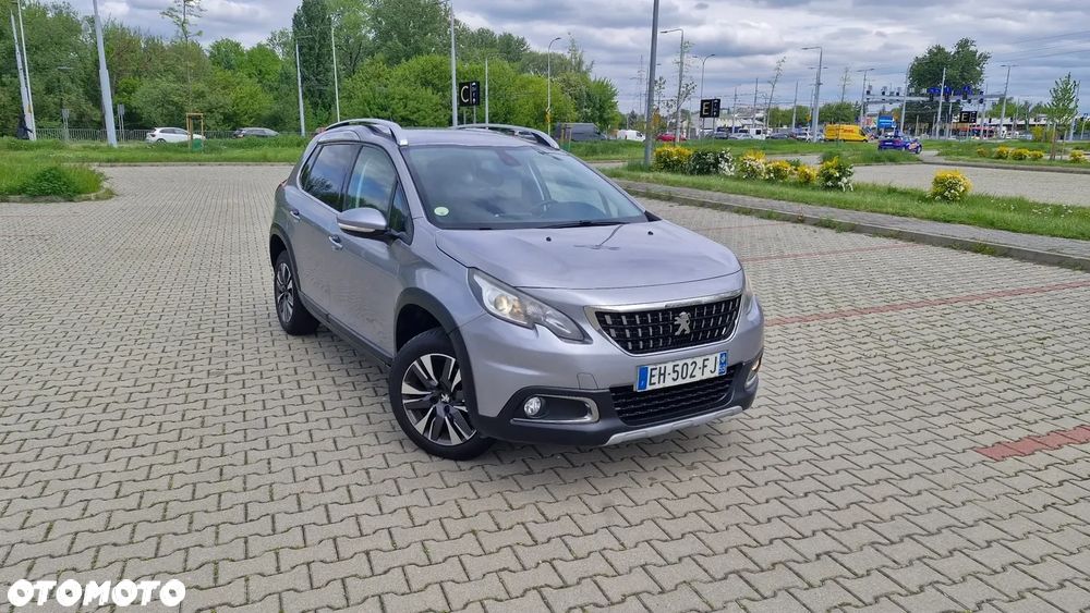 Peugeot 2008 1.6 BlueHDi Allure - 3
