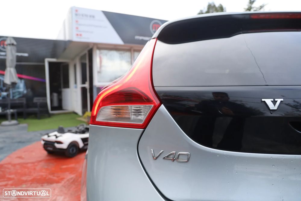 Volvo V40 D4 RDesign - 39