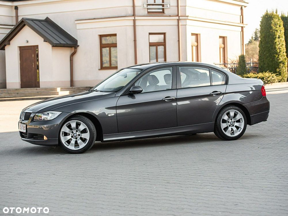 BMW Seria 3 320d - 12