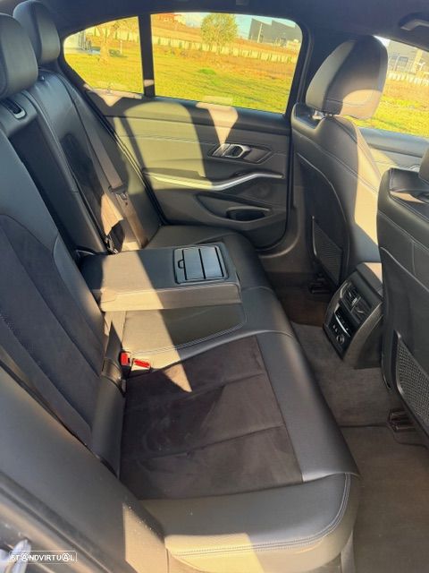 BMW 330 e Pack M Auto - 13