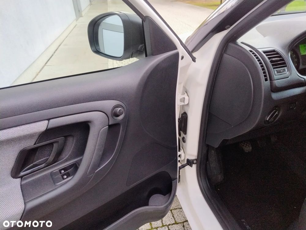 Skoda Fabia 1.6 TDI DPF Active Plus - 15