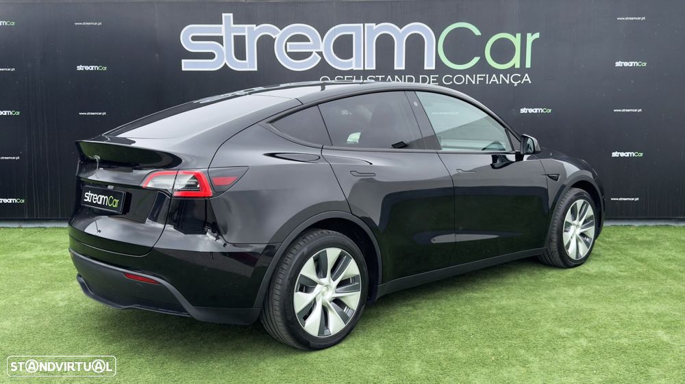 Tesla Model Y RWD - 7