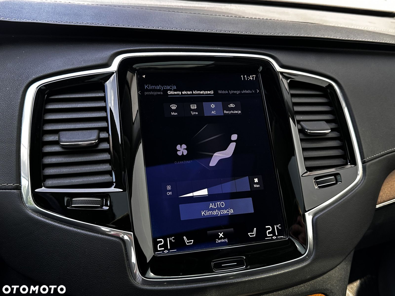 Volvo XC 90 - 36