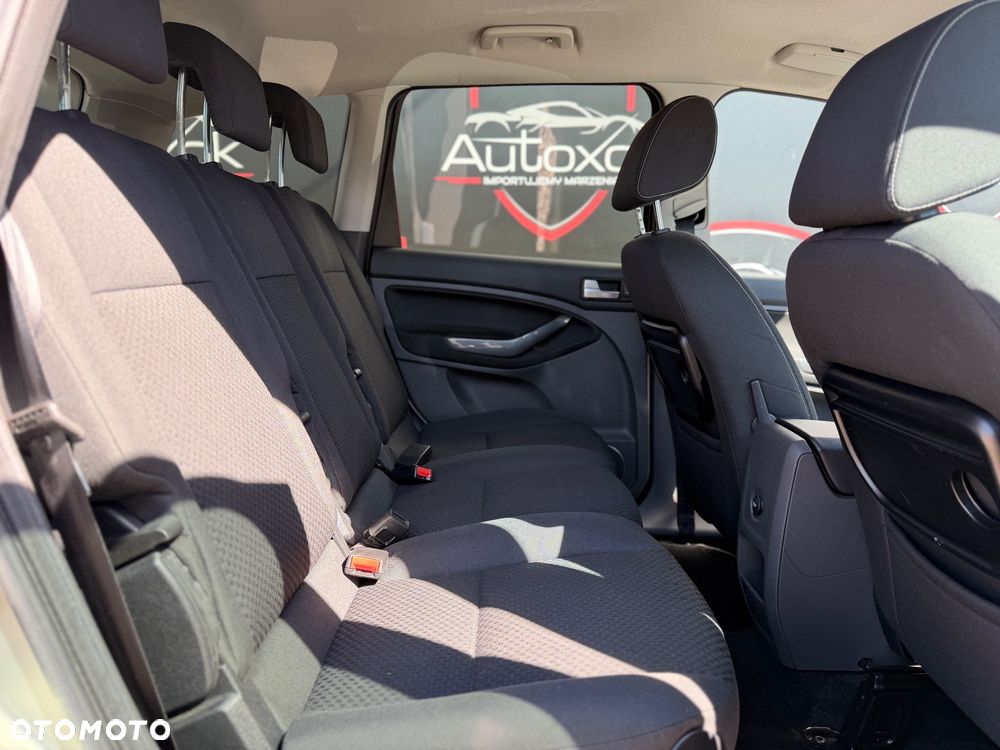 Ford Focus C-Max - 28