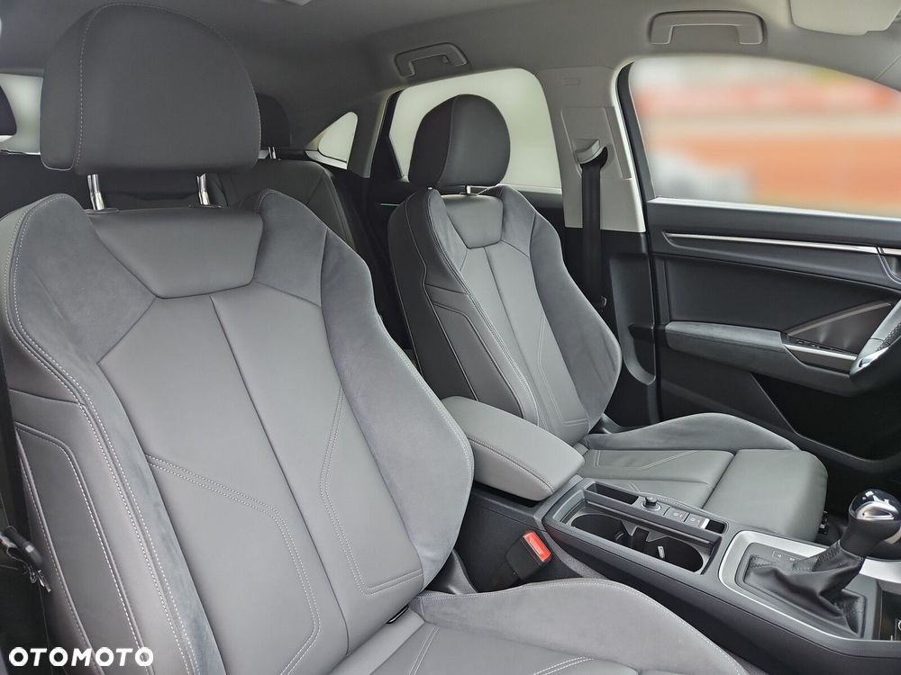 Audi Q3 Sportback 35 TFSI mHEV S-Line S tronic - 13