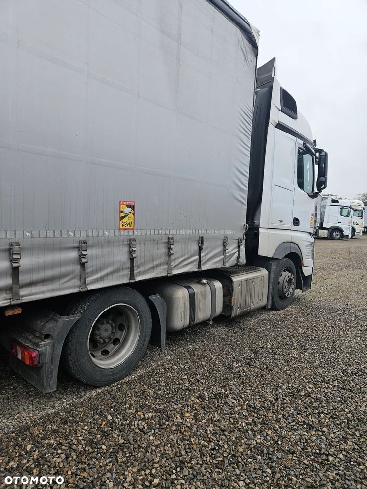 Mercedes-Benz ACTROS - 4