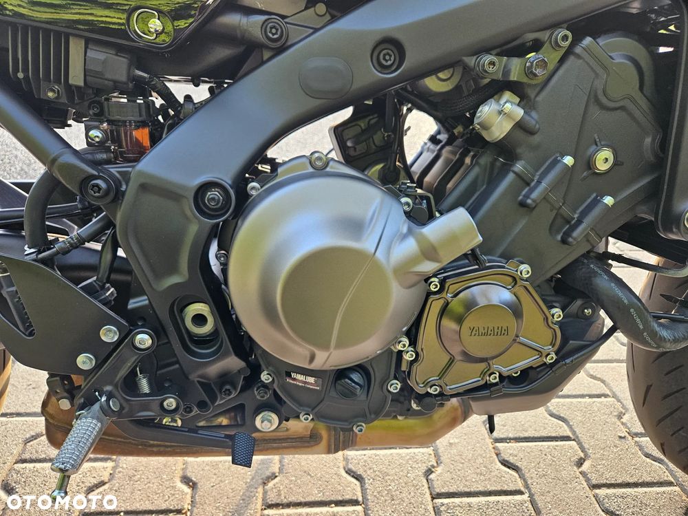 Yamaha XSR - 8