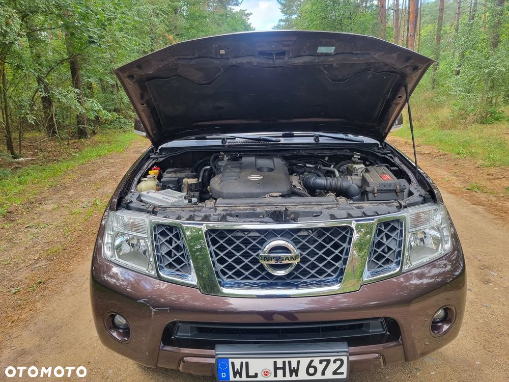Nissan Pathfinder 2.5 dCi Platinum - 35